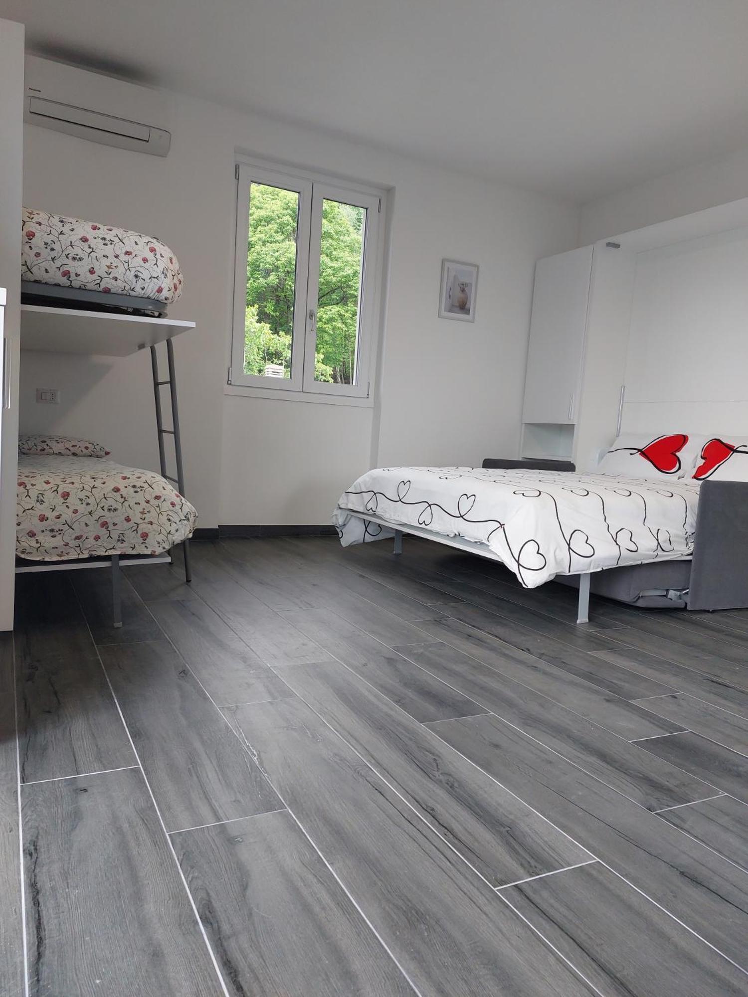 Agriturismo Piccolo Paradiso Pianello Del Lario Kültér fotó