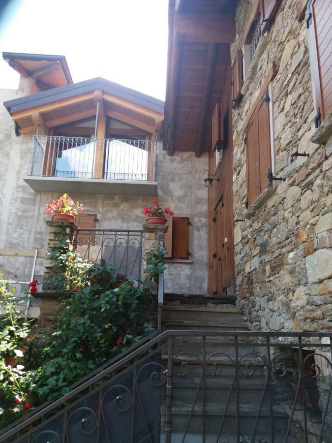 Agriturismo Piccolo Paradiso Pianello Del Lario Kültér fotó