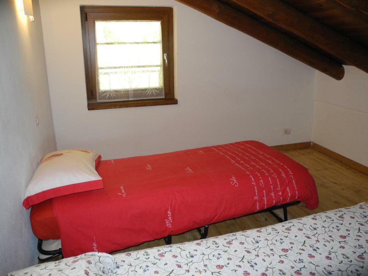 Agriturismo Piccolo Paradiso Pianello Del Lario Kültér fotó
